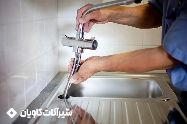 چکه کردن شیر اهرمی